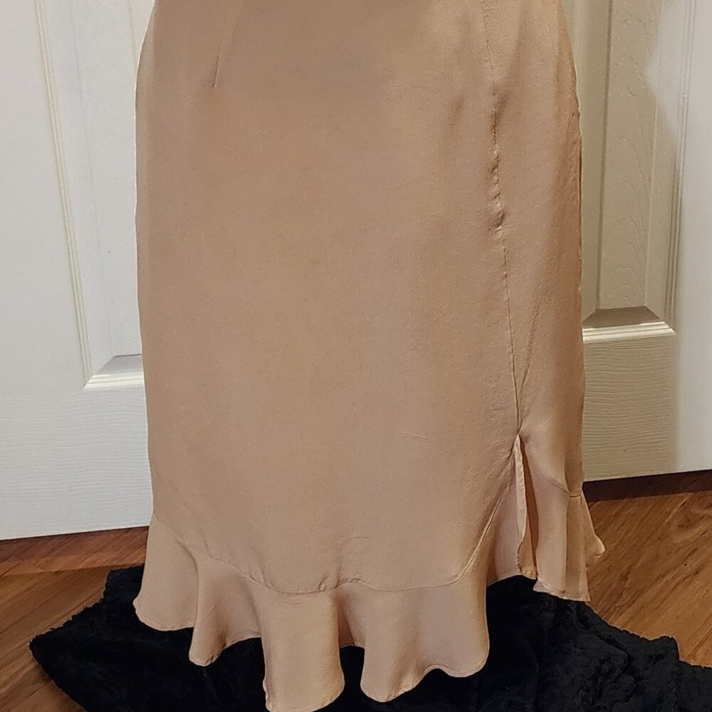 NWOT Roaman's silk skirt with ruffled hem in blush pink